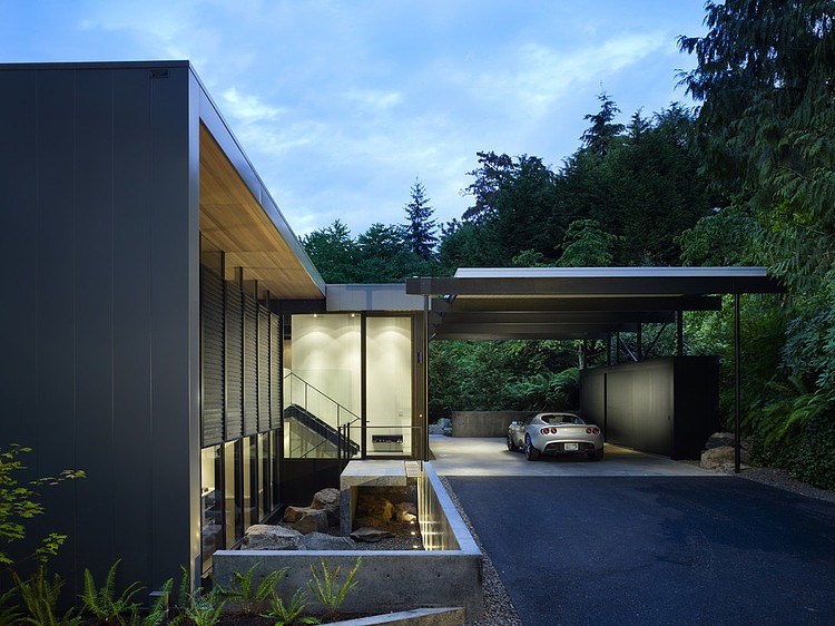 Wood Block Residence by Chadbourne + Doss Architects