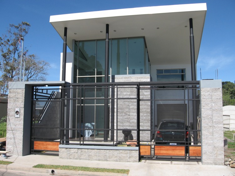 Home for a 3-member family in Heredia, Costa Rica.