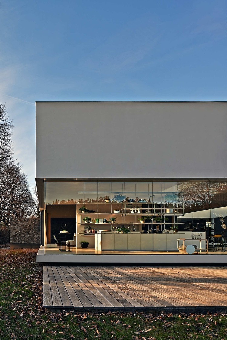 Glass House by Molteni & C.