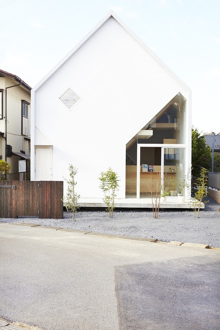 House H by Hiroyuki Shinozaki Architects