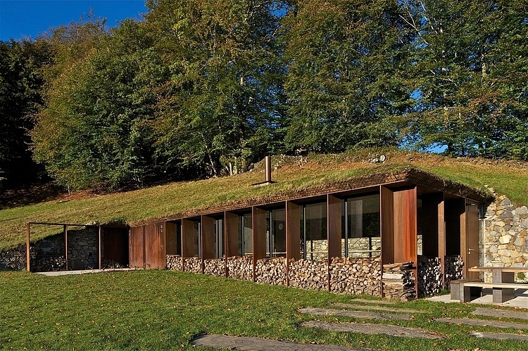 Barn in Pyrenees by PPA