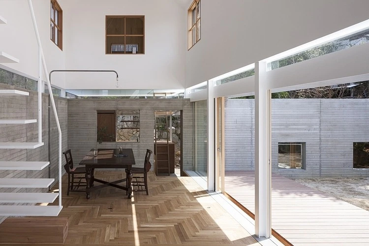 006-house-ishikiri-tato-architects.webp
