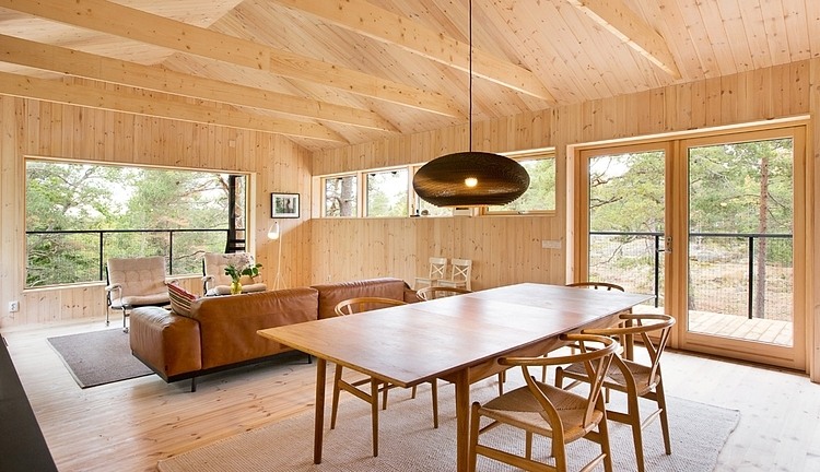 Holiday House Vindö by Max Holst Arkitektkontor