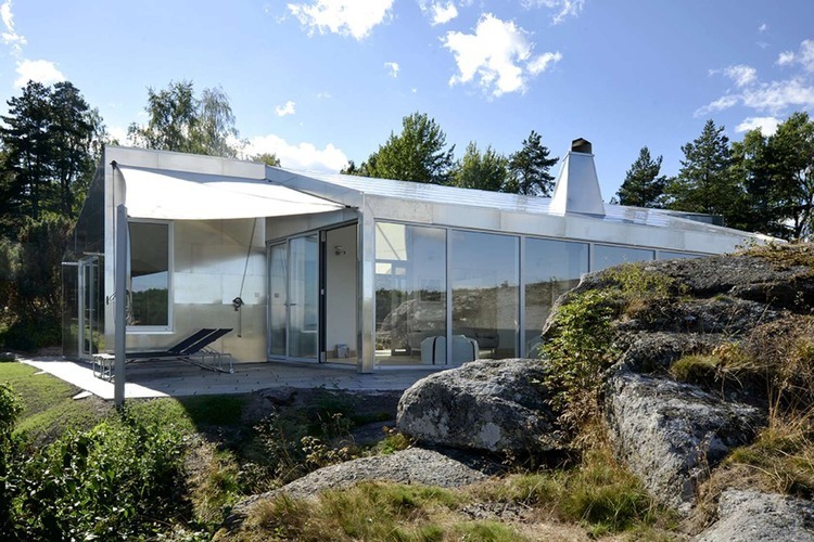 Aluminum Cabin by Jarmund / Vigsnaes Architects