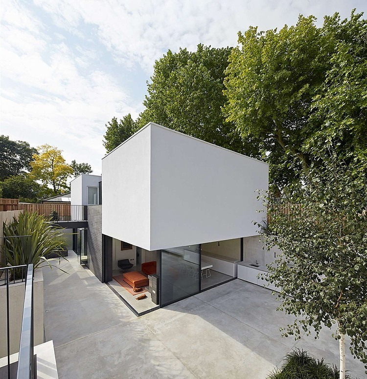 Garden House by De Matos Ryan Architects