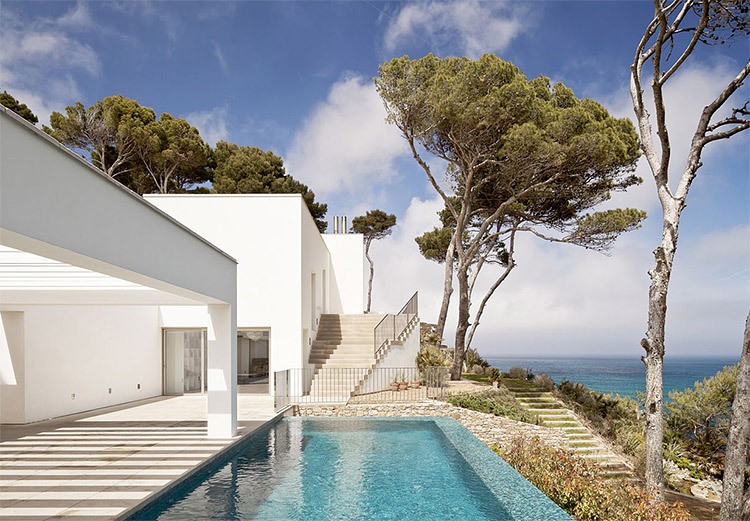 Costa Brava Residence by Garcés – De Seta – Bonet
