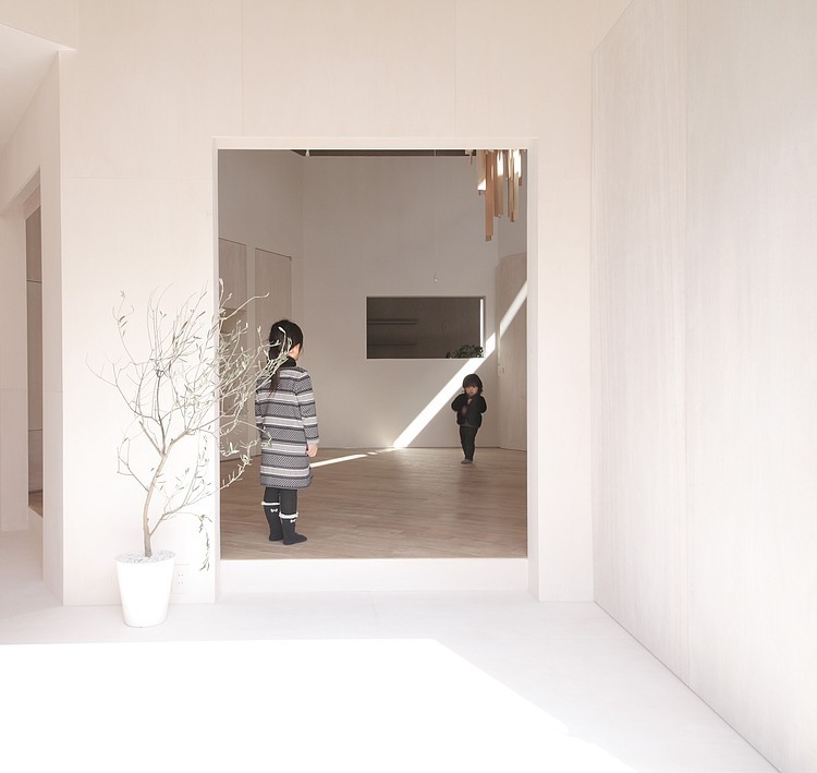 Koro House by Katsutoshi Sasaki + Associates