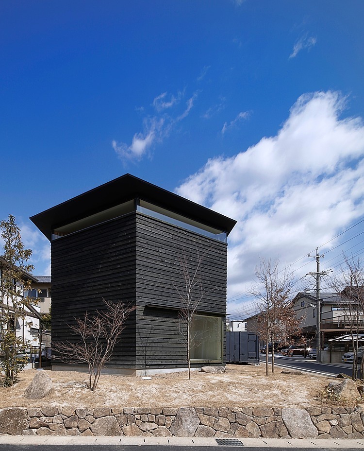 Koro House by Katsutoshi Sasaki + Associates