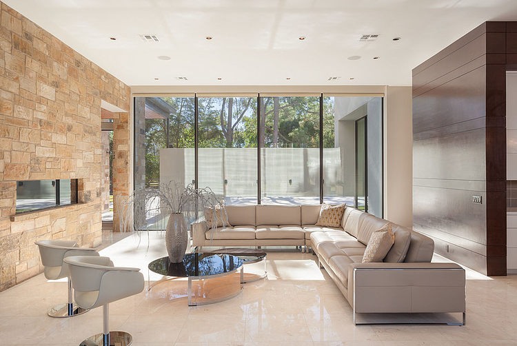 Bunker Hill Residence by 2Scale Architects