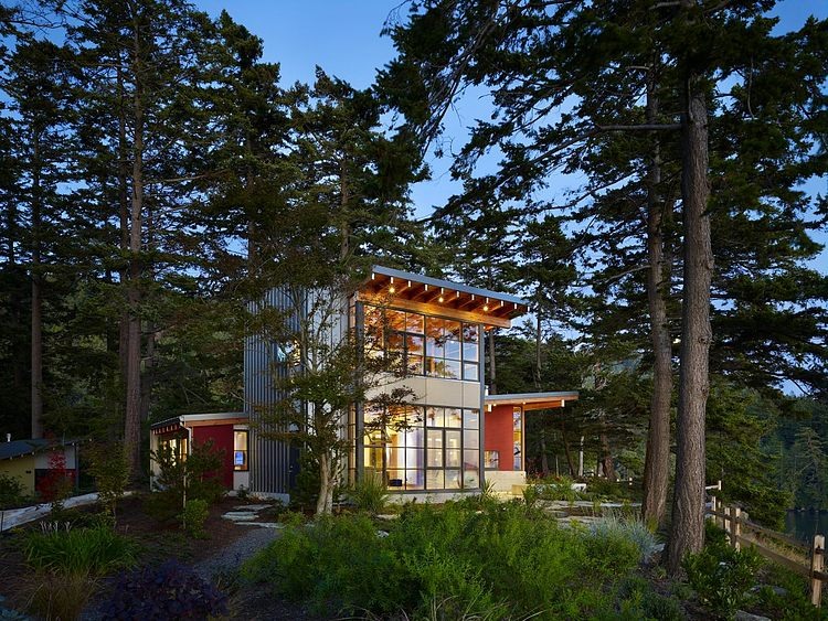 Davis Residence by Miller Hull