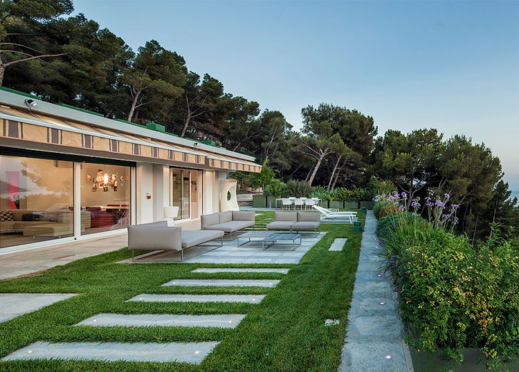 Residence di Pinamare by Building Engineering