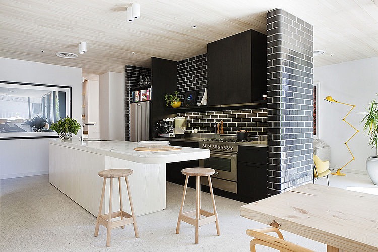 Brick House by Clare Cousins Architects