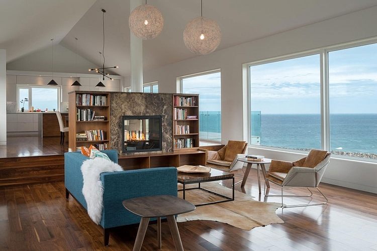 Harbour Heights Home by Omar Gandhi Architect