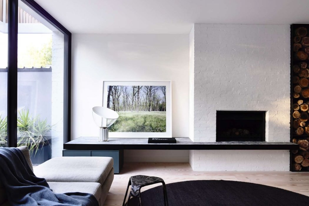 Fairbairn Road by Inglis Architects
