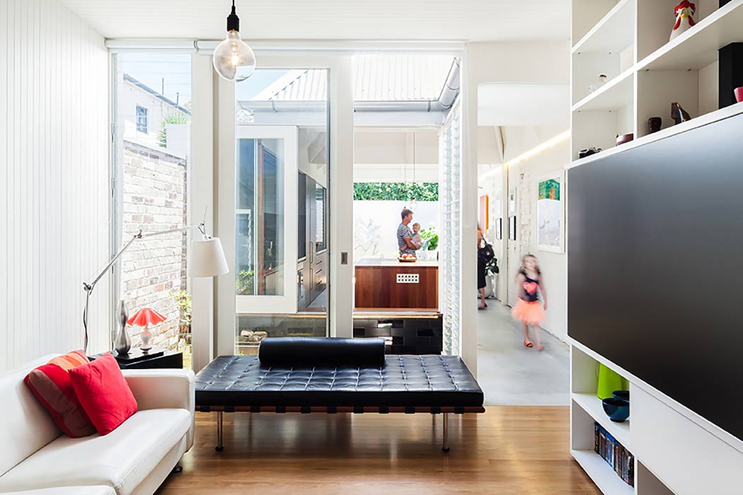 Light Cannon House by Carterwilliamson Architects