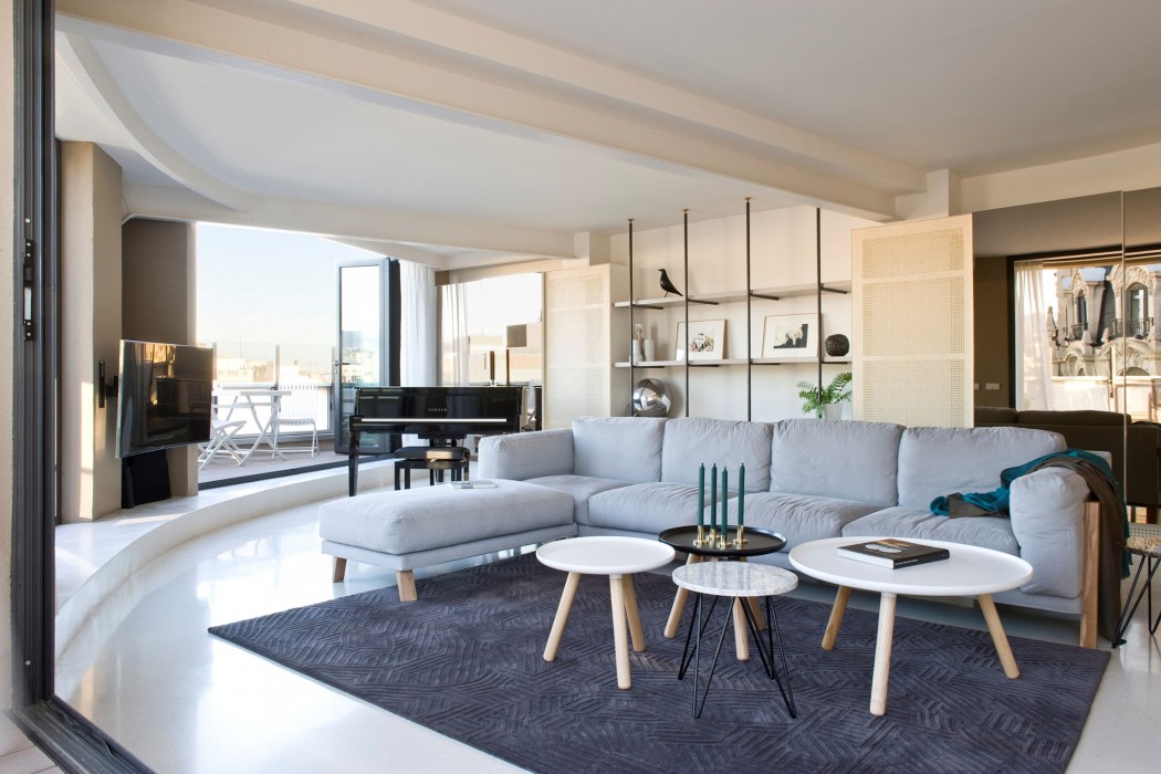 Paseo de Gràcia Penthouse by CaSA
