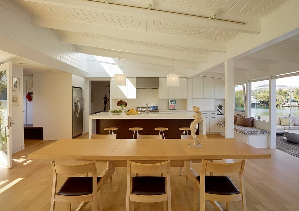 Edgewater House by Aleck Wilson Architects