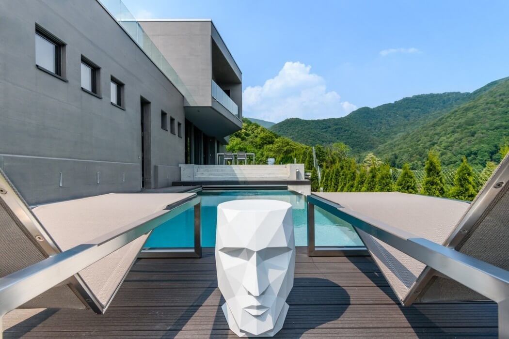 Modern Residence by Gregory Abbate