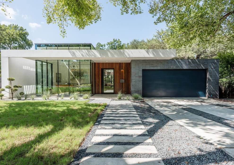 Residence in Austin by Acero Construction