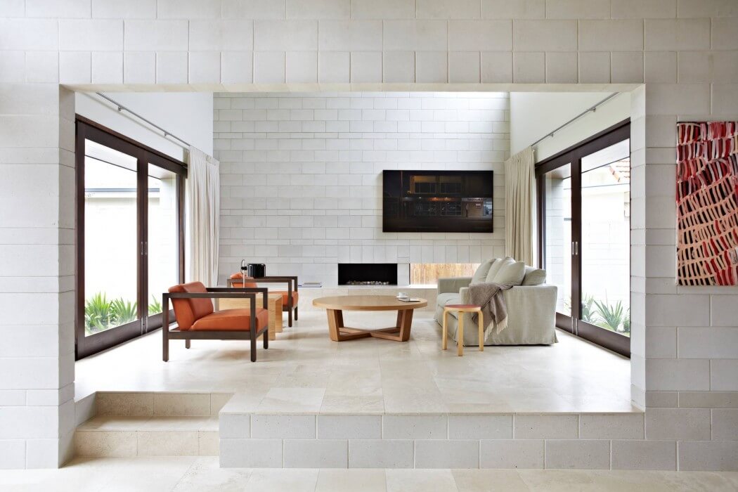 Clayfield House by Adrian Spence