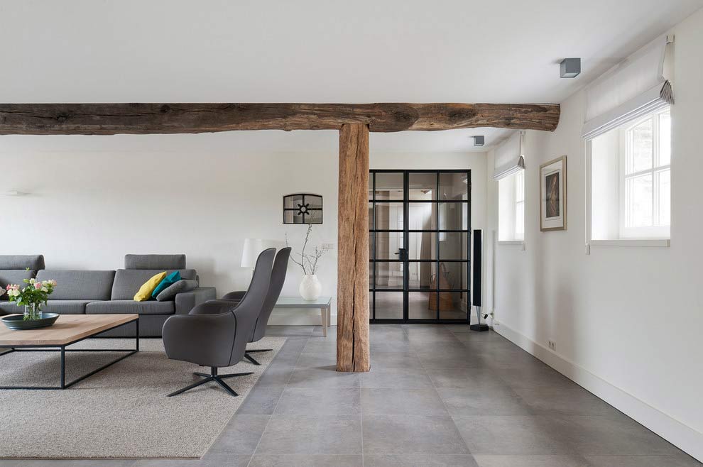 Modern Farmhouse by Doret Schulkes