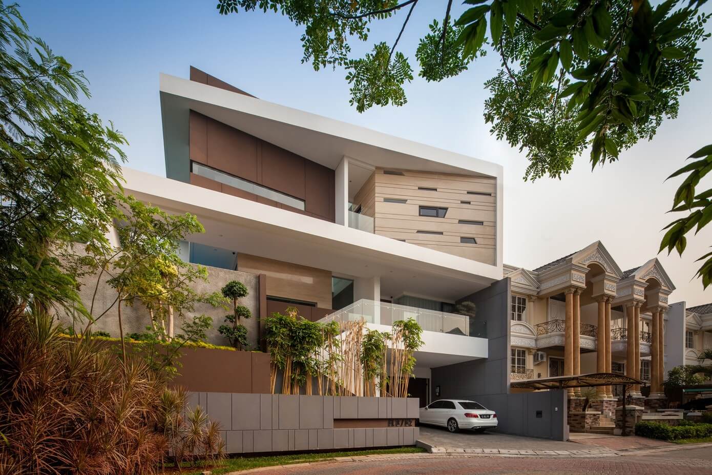 House in Jakarta by DP HS Architects HomeAdore