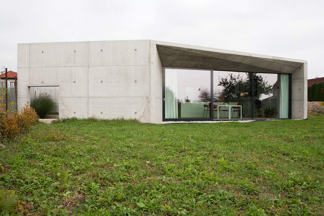 House LJM by N/A Bradnansky Halada