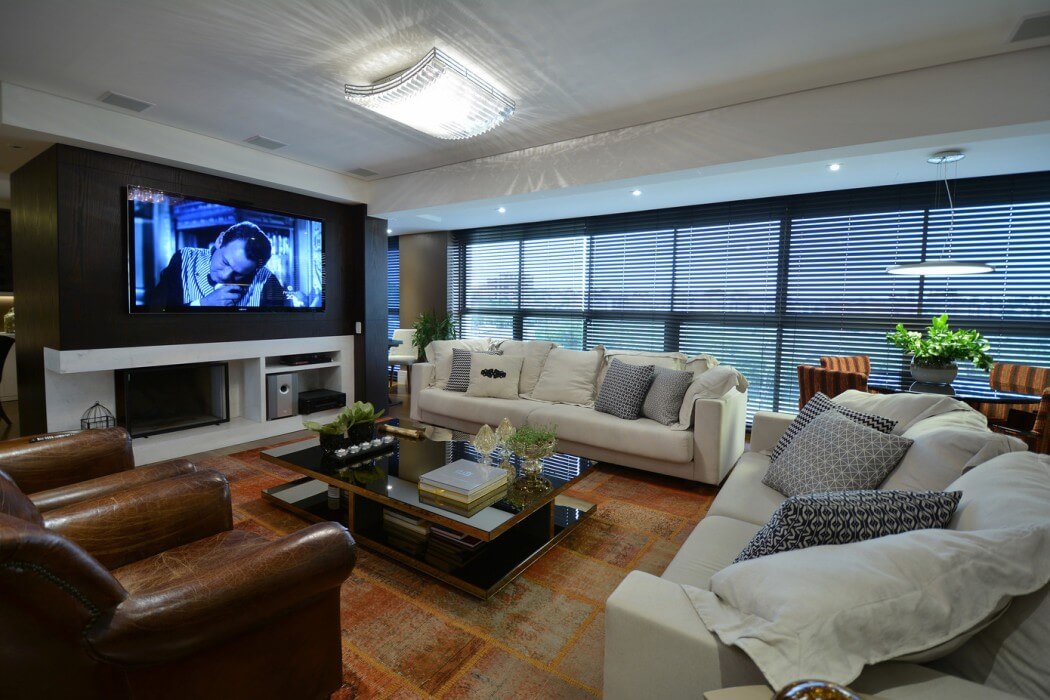 Home in Porto Alegre by Minuscoli Martini Architects