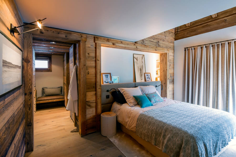 Chalet Meribel by Damien Carreres