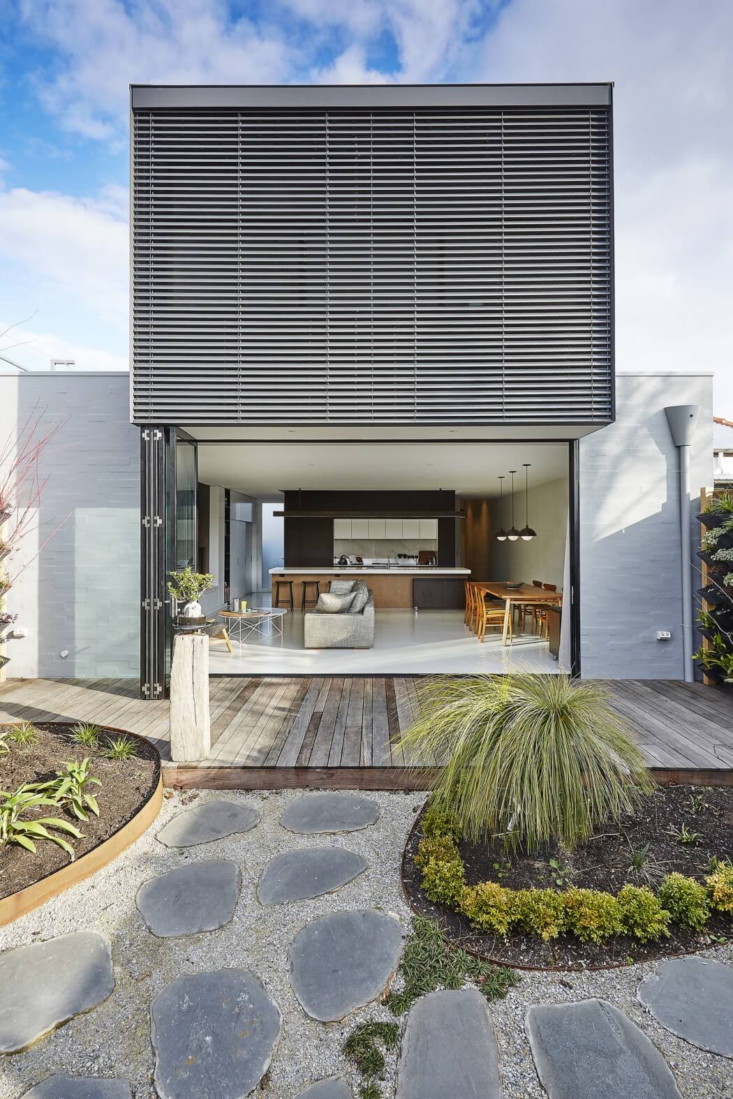 St Kilda East House by Taylor Knights Architects - 1