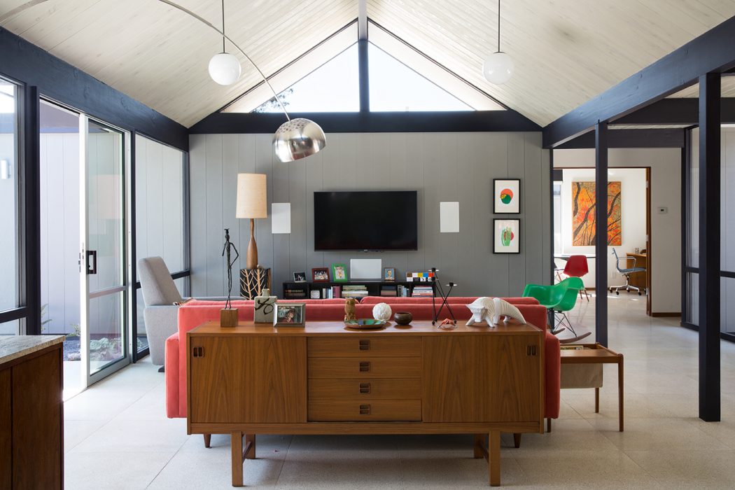 Renewed Classic Eichler by Klopf Architecture - 1