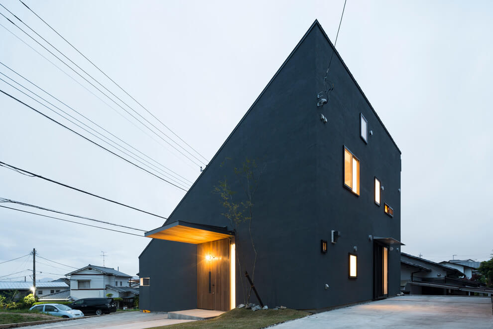 Minimalist House by Tukurito Architects - 1