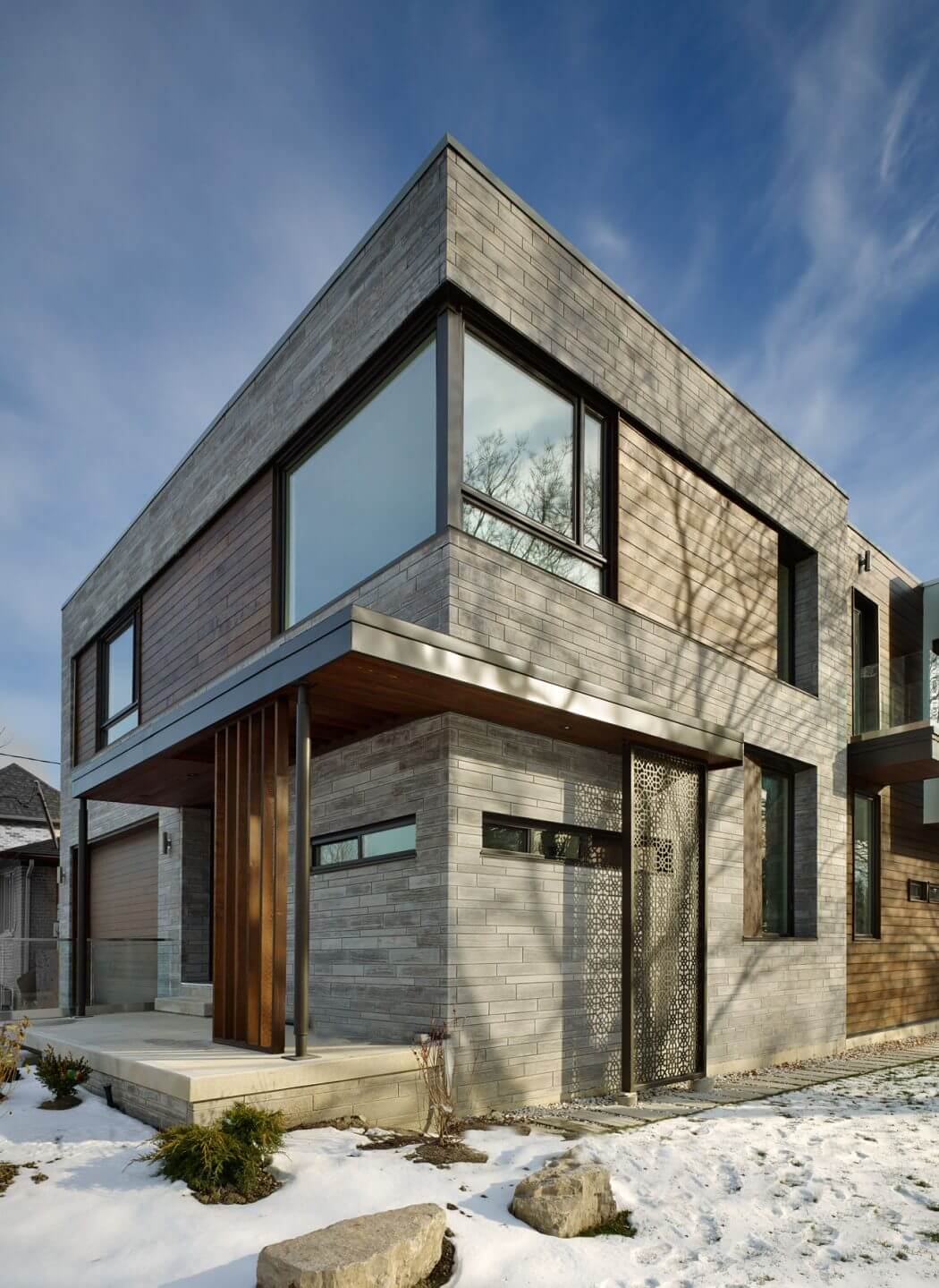 House in Toronto by Alva Roy Architects - 1