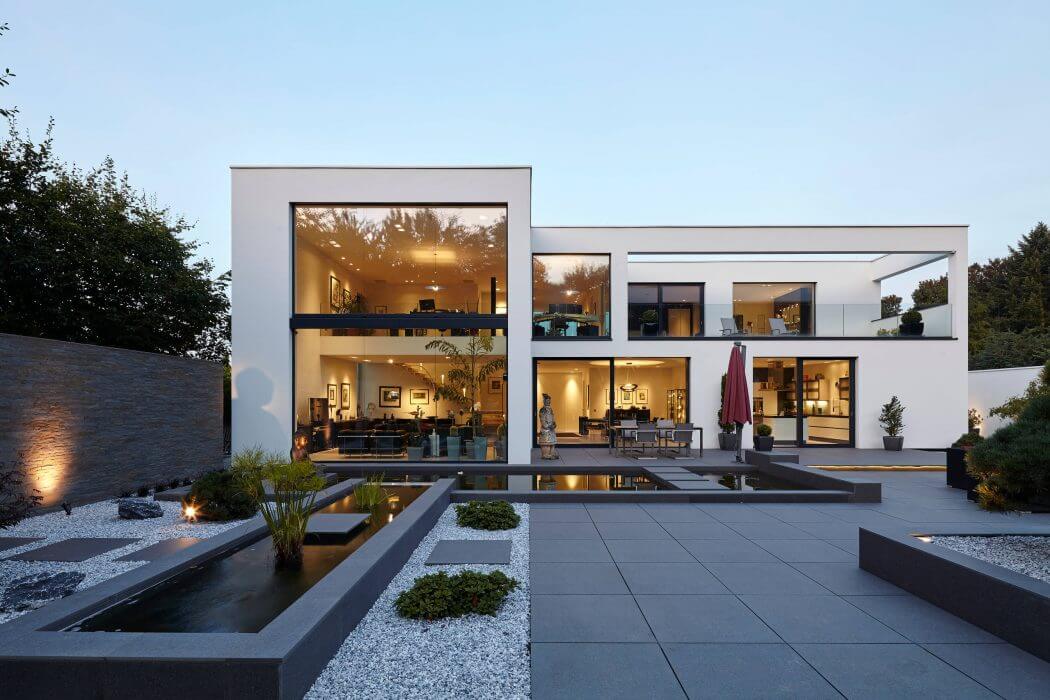 Villa in Dormagen by Falke Architekten