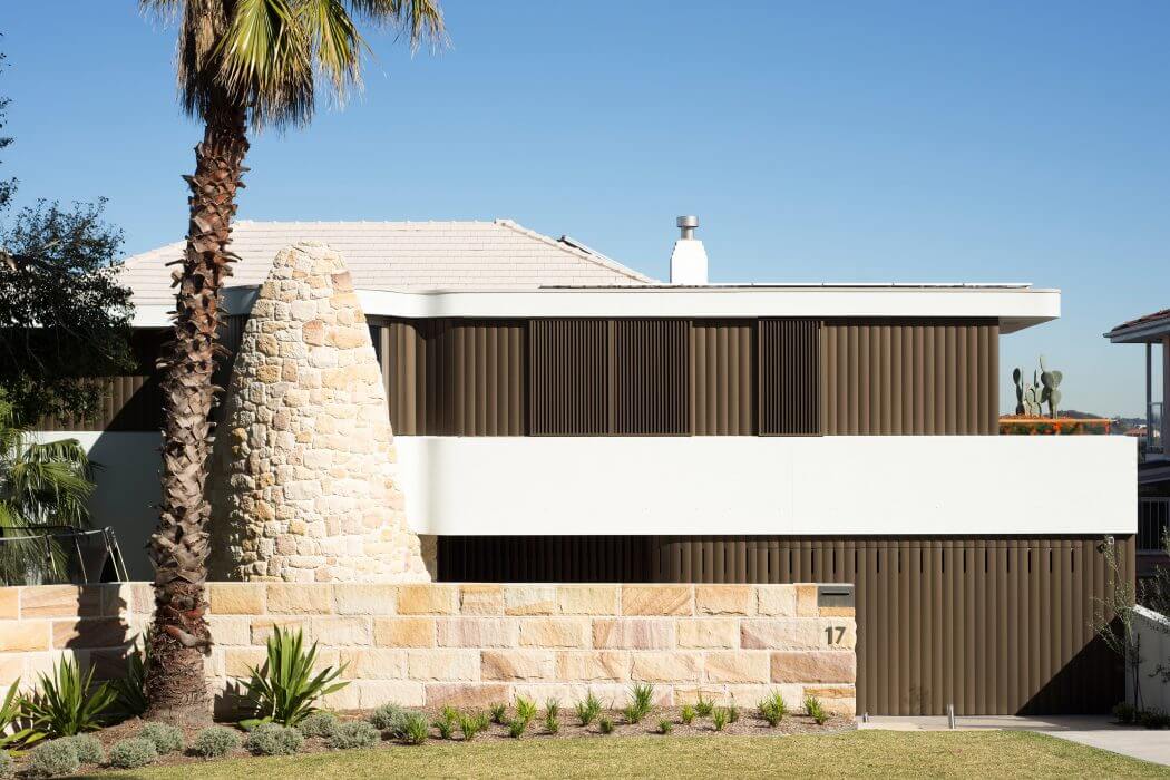 Martello Tower Home by Luigi Rosselli Architects