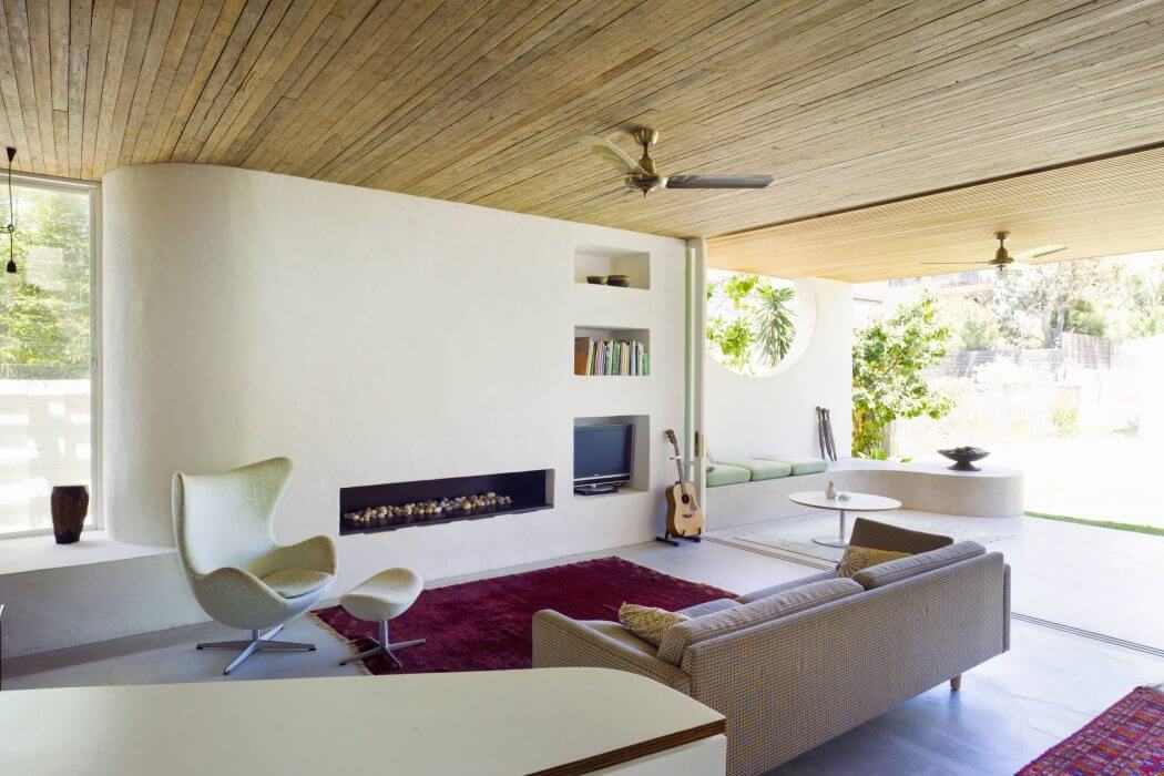 Home in Sydney by Mary Ellen Hudson Architects