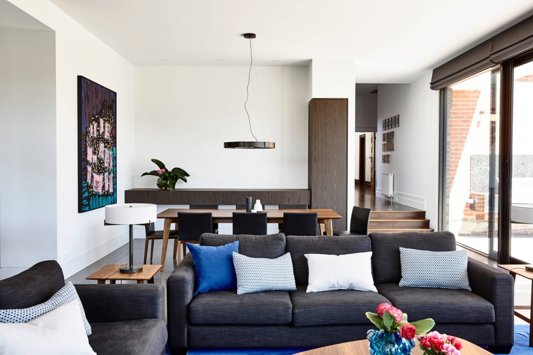 Kew Residence by Adie Courtney