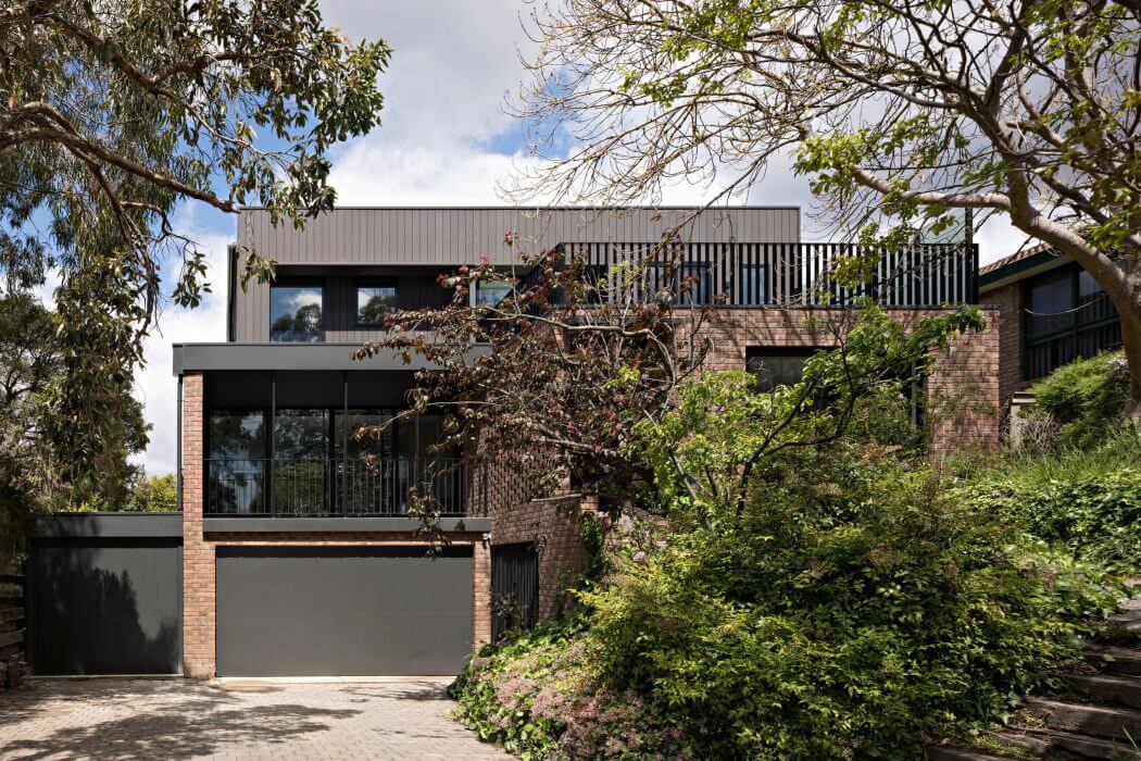 Ruffey Lake House by Inbetween Architecture - 1