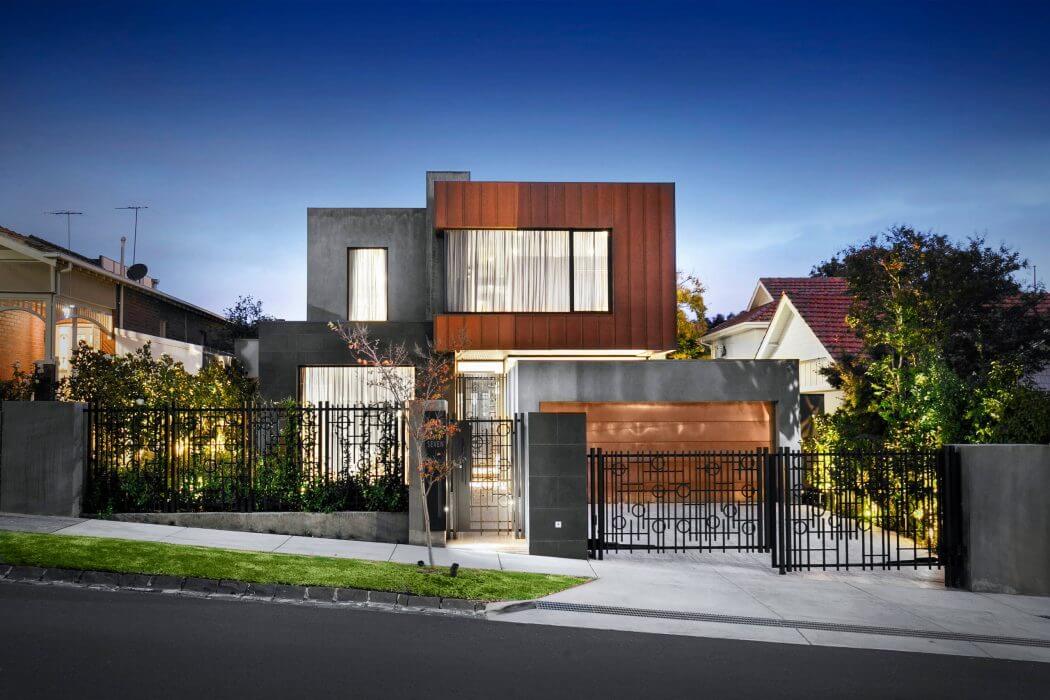House in Melbourne by Bagnato Architects
