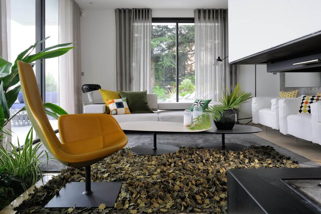 House in Lyon by Claude Cartier Studio