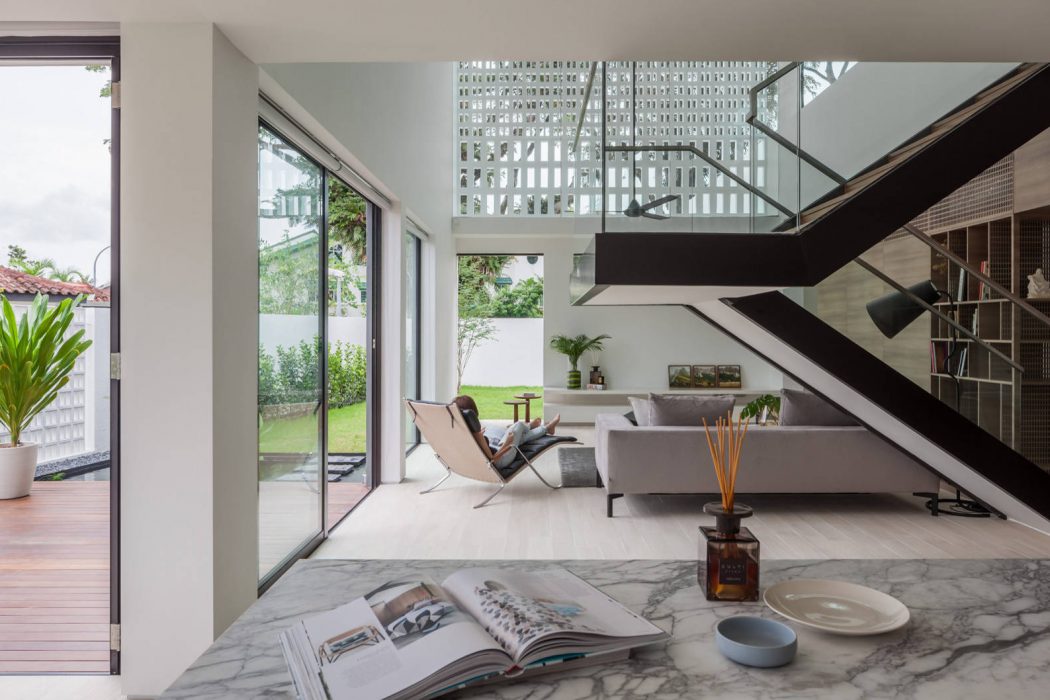 Through House by Materium