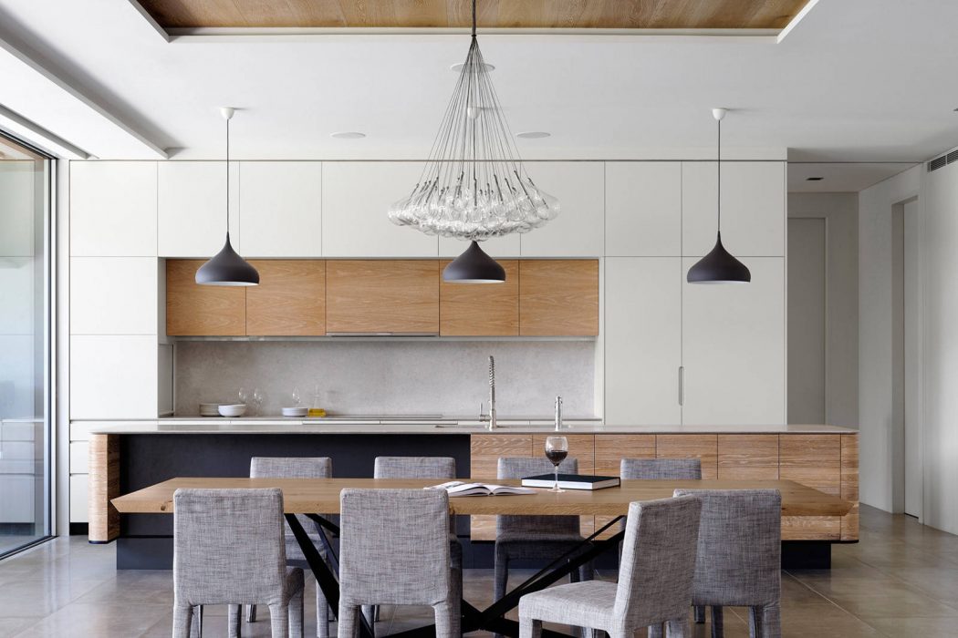 Sticks and Stones Home by Luigi Rosselli Architects