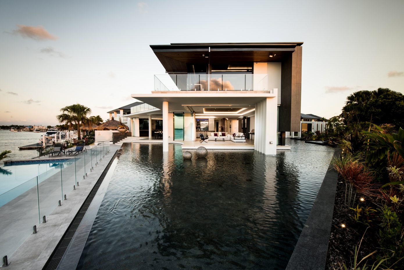 Lagoon House by Robin Payne