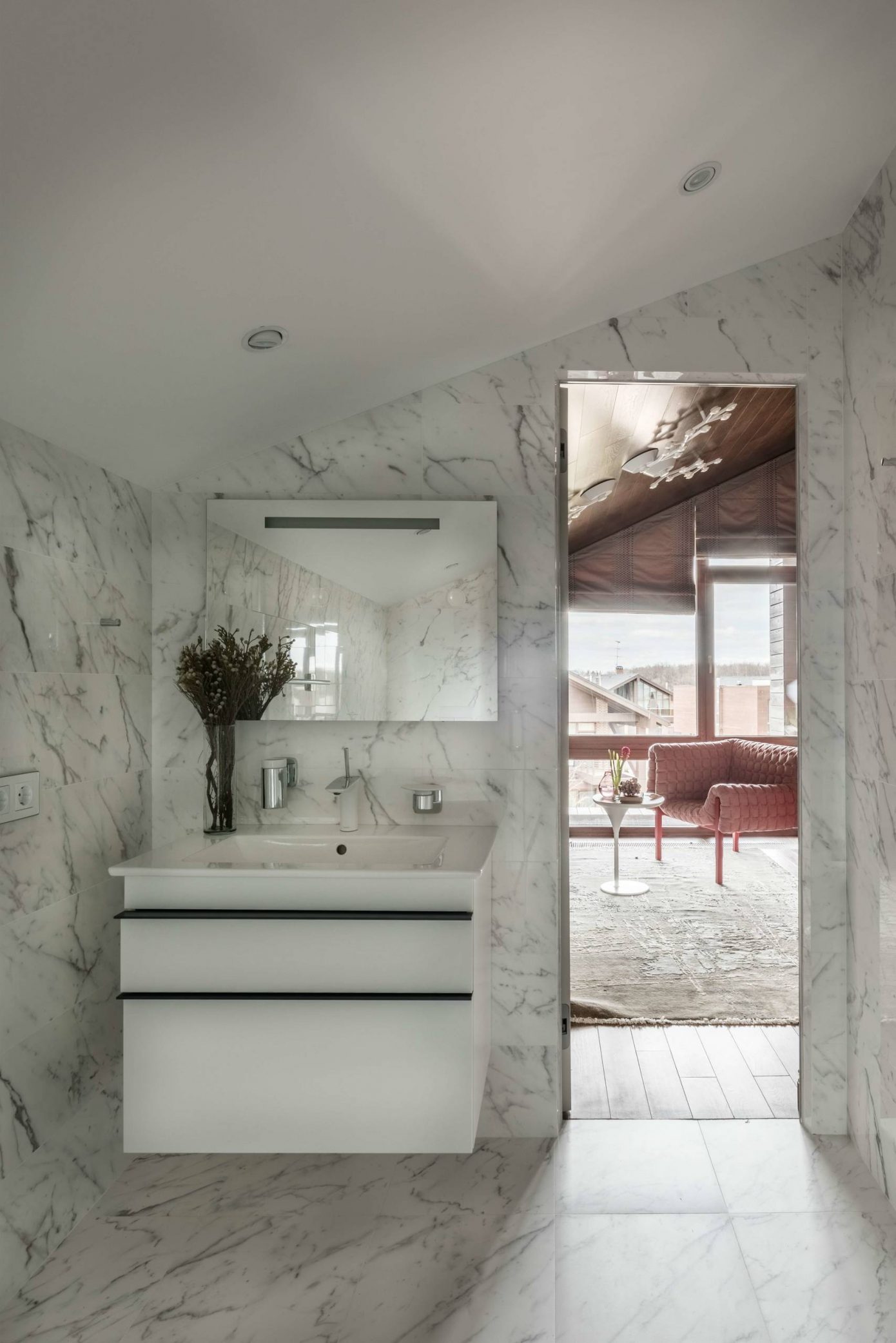 075contemporaryhousewhiteblackdesignstudio HomeAdore