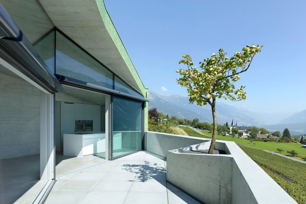 Contemporary House in Venthône by Meyer Architecture
