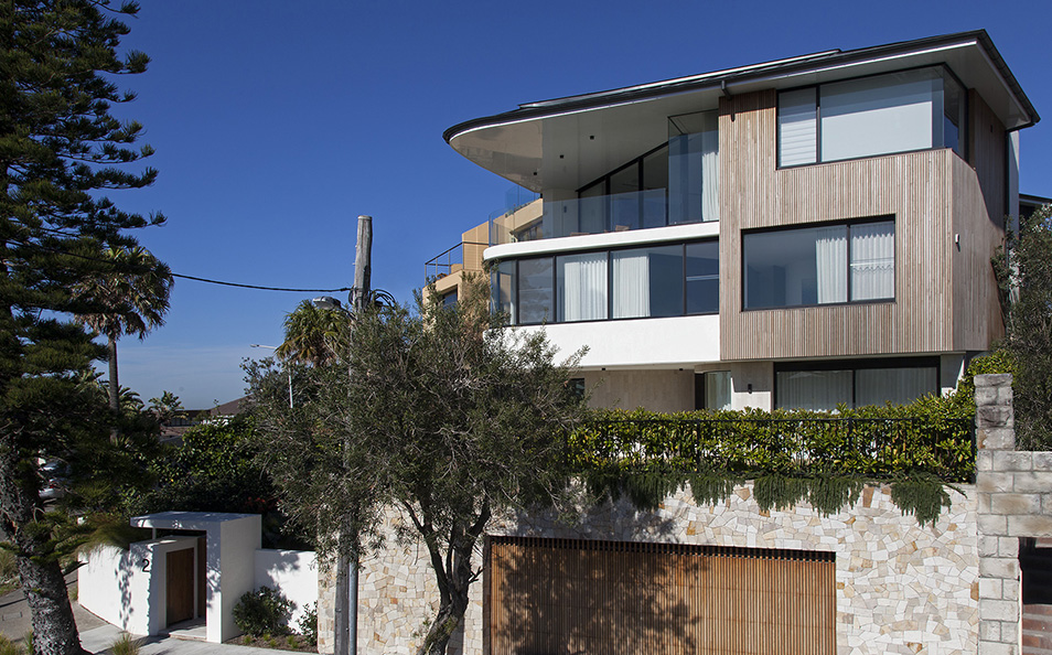 Tamarama House by Porebski Architects