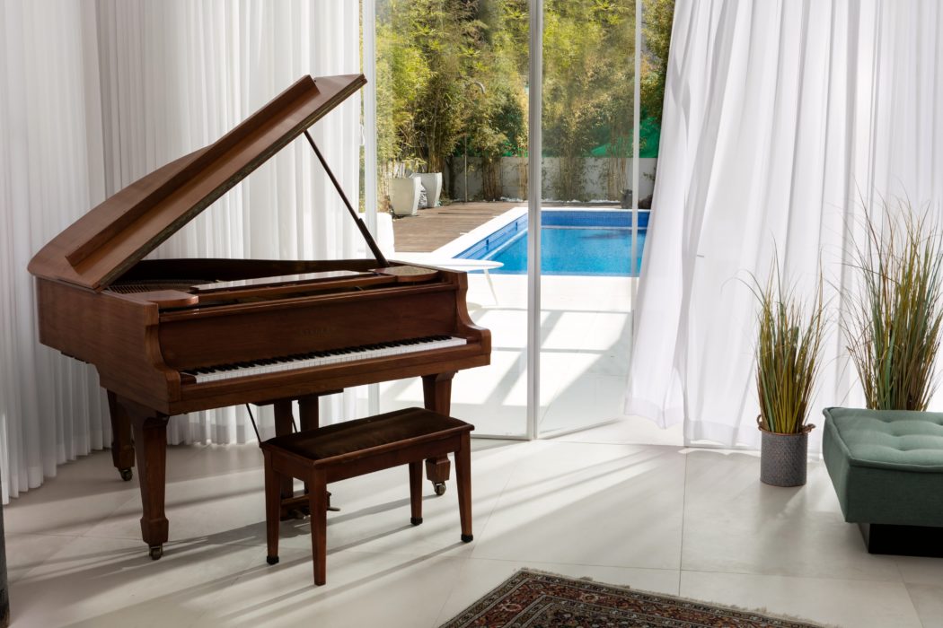 Private House by Lilian Benshoam