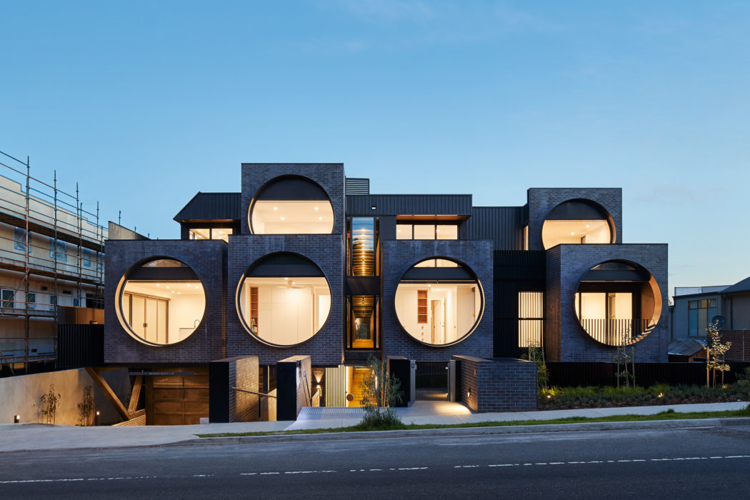 Cirqua Apartments by BKK Architects