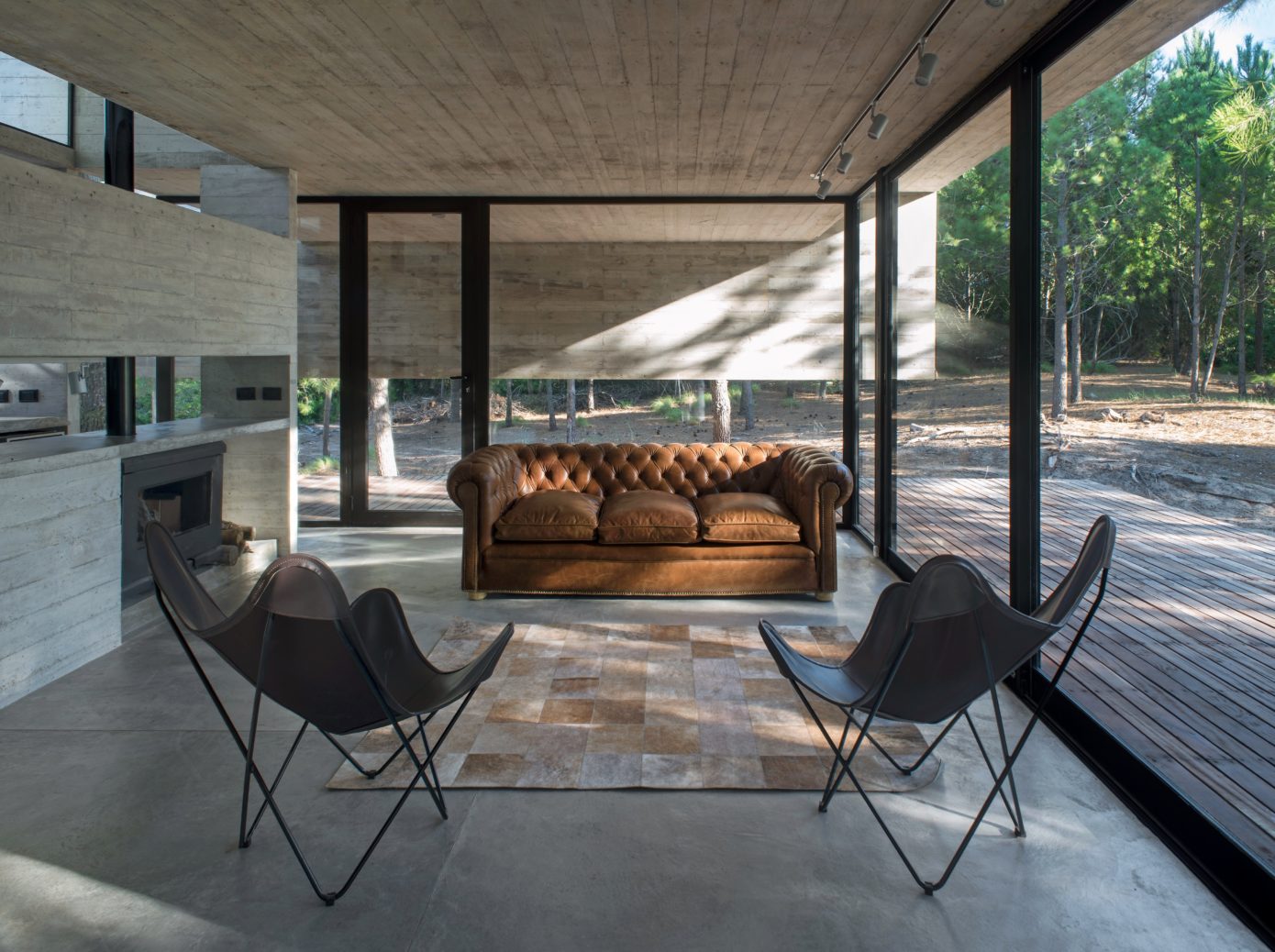 Casa SJ by Luciano Kruk Arquitectos