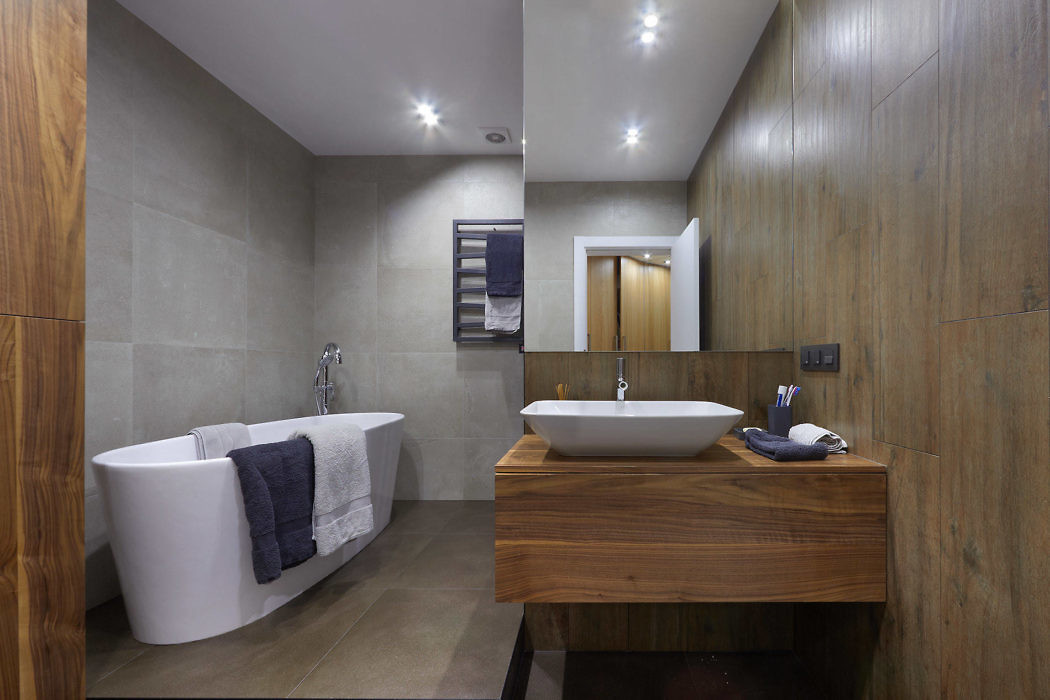 Apartment in Yekaterinburg by Mikhail Shaposhnikov